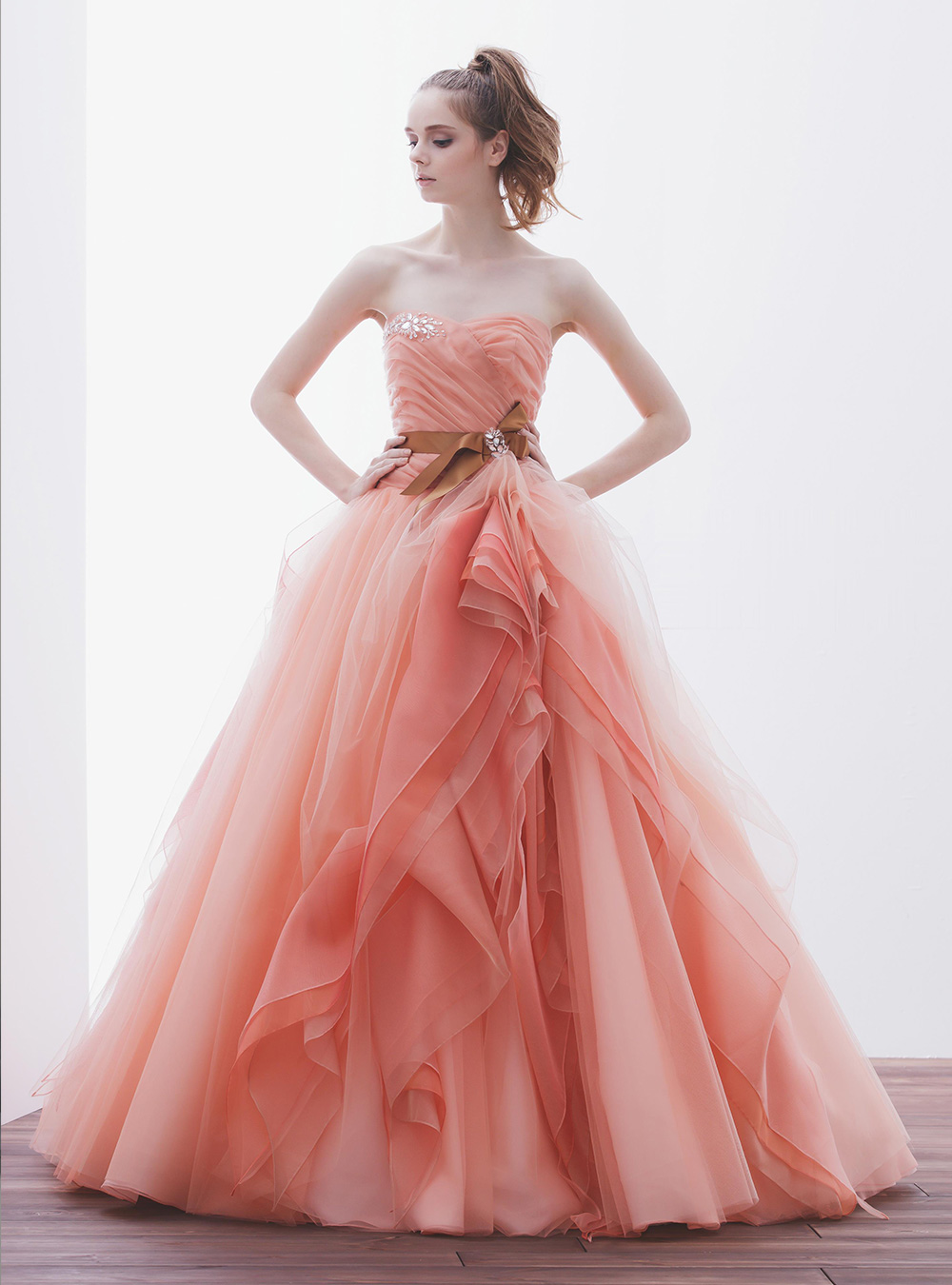 ユニス｜カラードレス｜ブライダルハウスTUTU