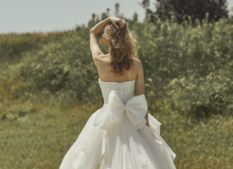 ガーデンウェディングにおすすめのドレスの選び方